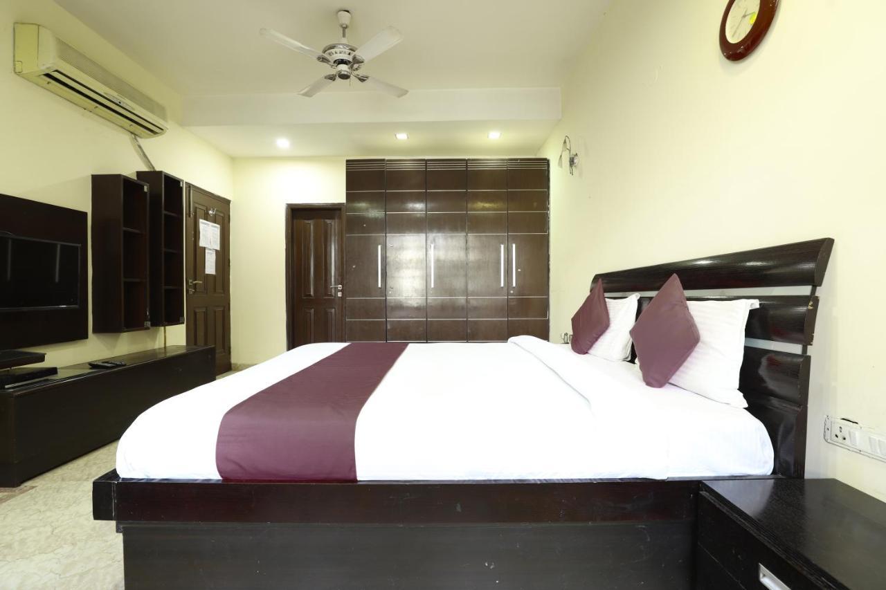 Hotel Livia Residency Neu-Delhi Exterior foto