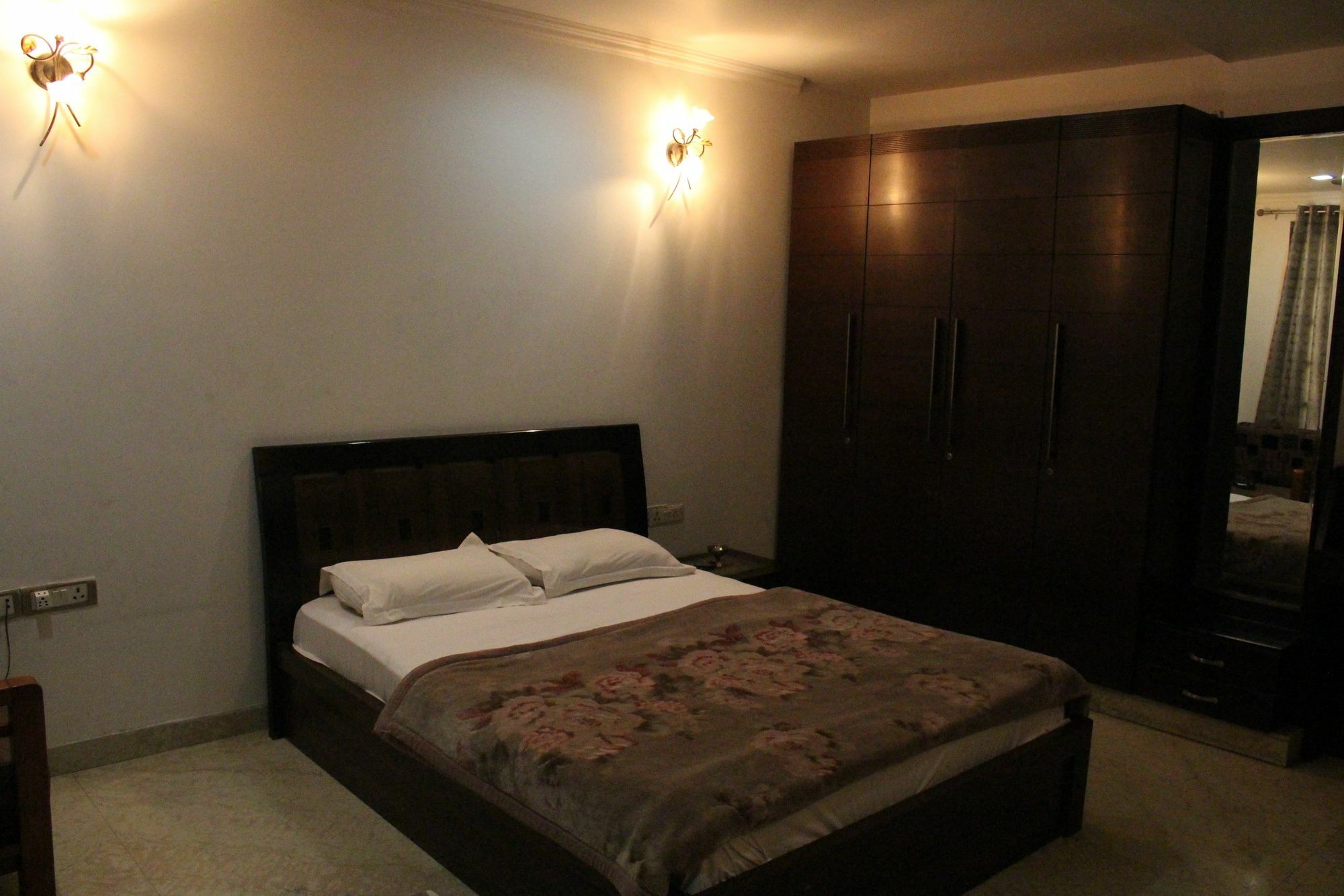 Hotel Livia Residency Neu-Delhi Exterior foto