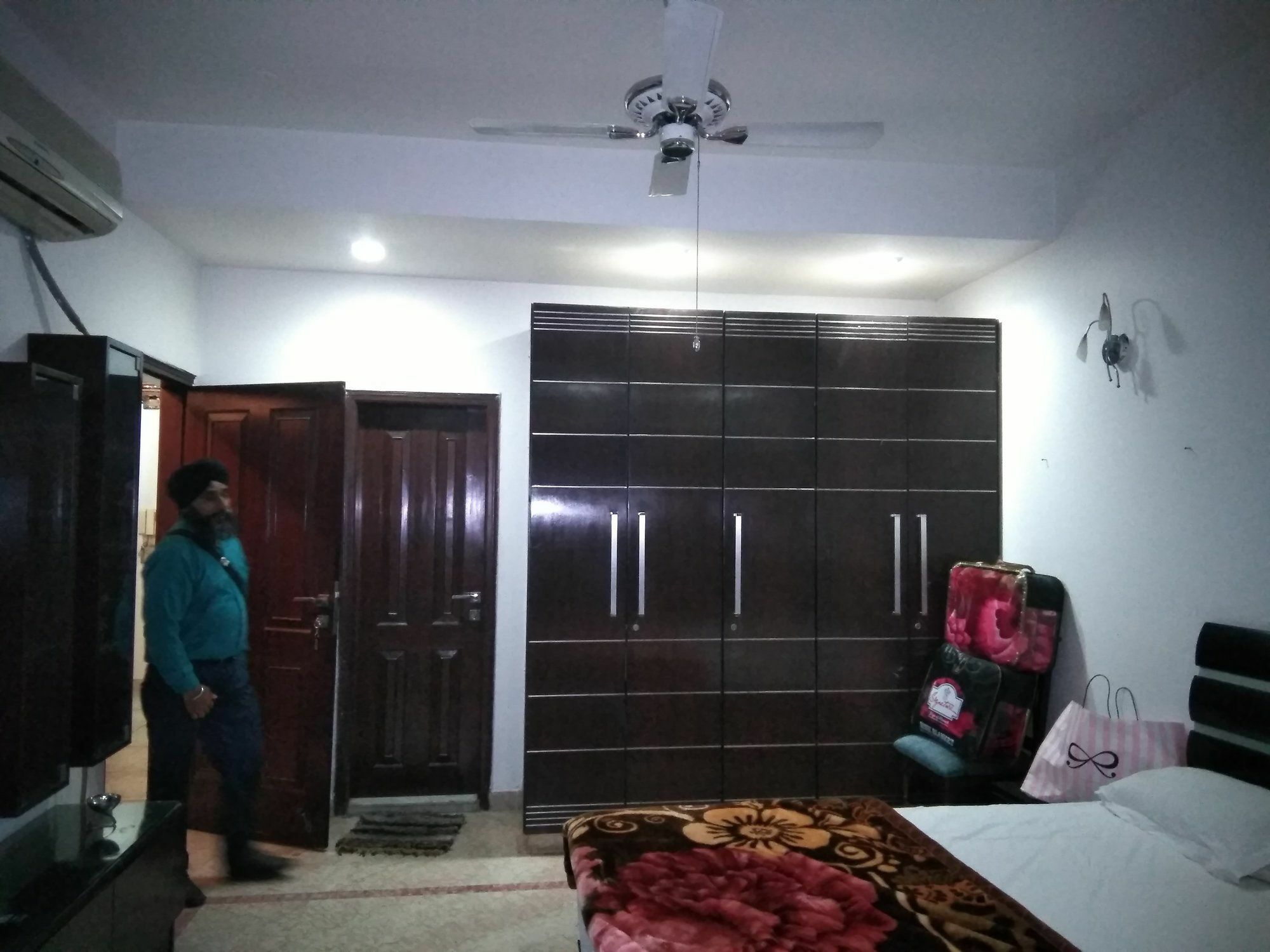 Hotel Livia Residency Neu-Delhi Exterior foto